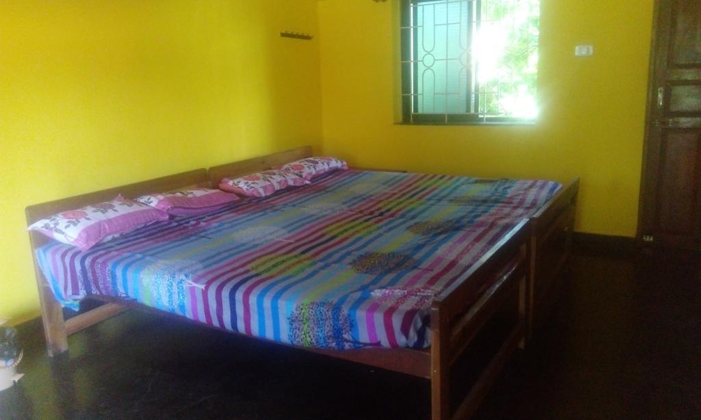 Radhabai Guest House Arambol Ngoại thất bức ảnh
