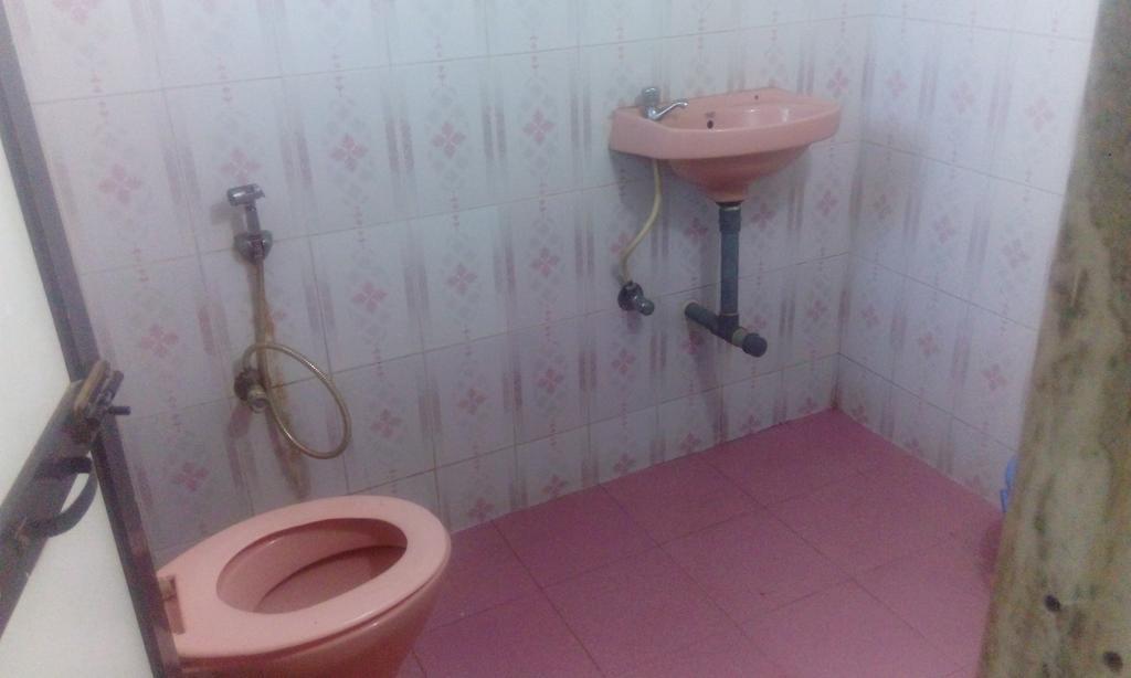 Radhabai Guest House Arambol Ngoại thất bức ảnh